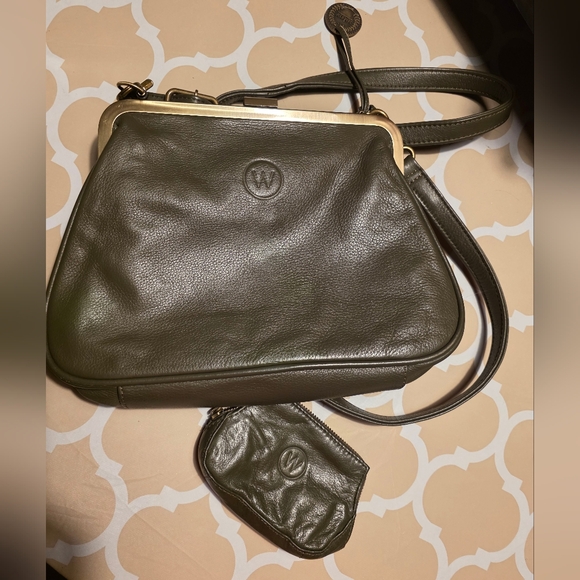 Wanderers Travel Co. Olive Green Bag. - Picture 1 of 4